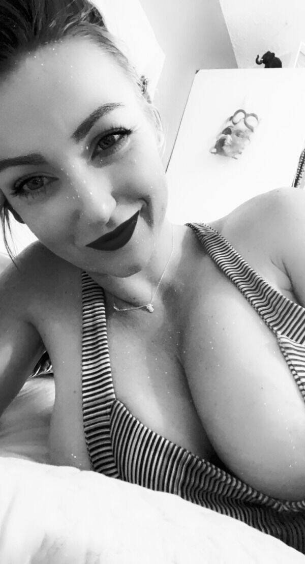 voluptuousladies22_011