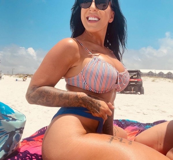 bikinigirls25_001