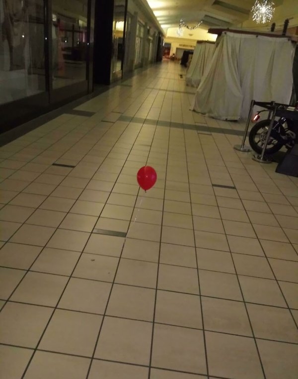 creepyhallways_010
