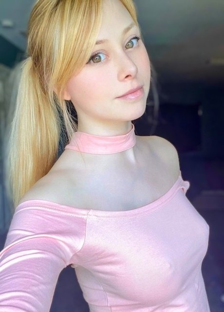 girlswithchokers2_010