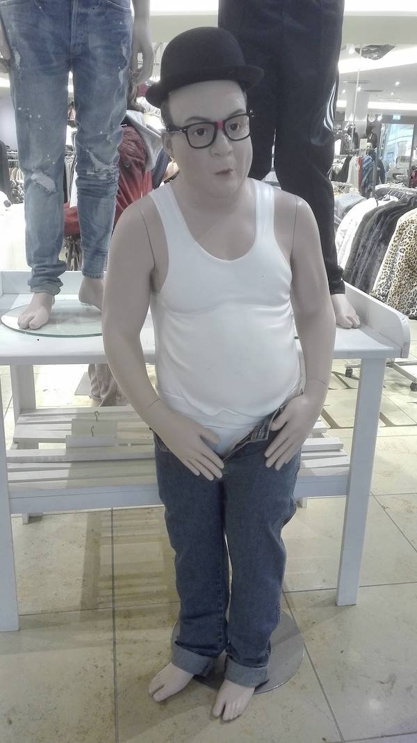 strangemannequins_014