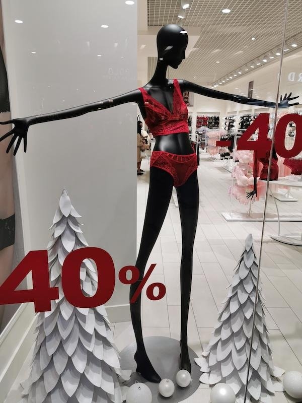 strangemannequins_016