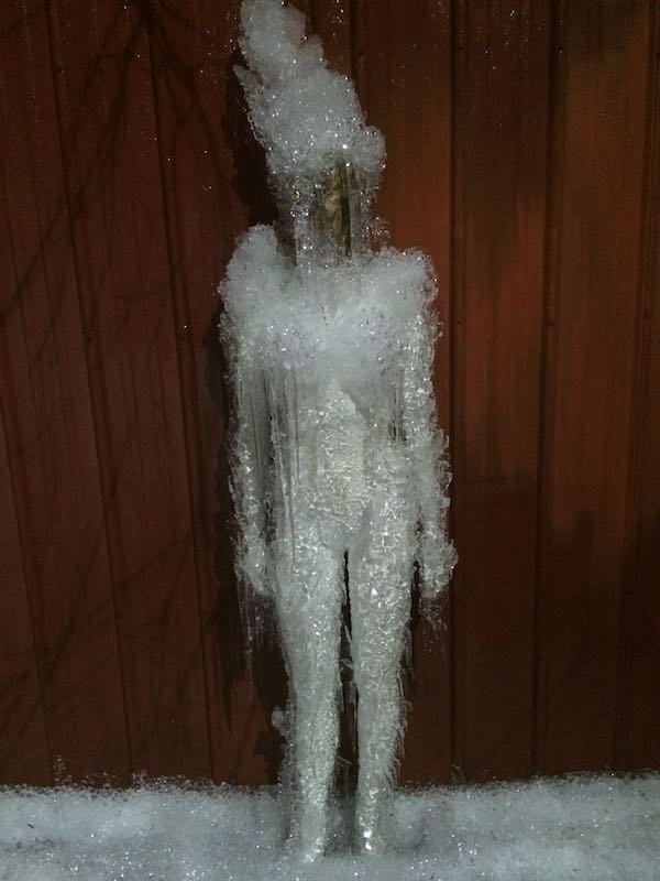 strangemannequins_020