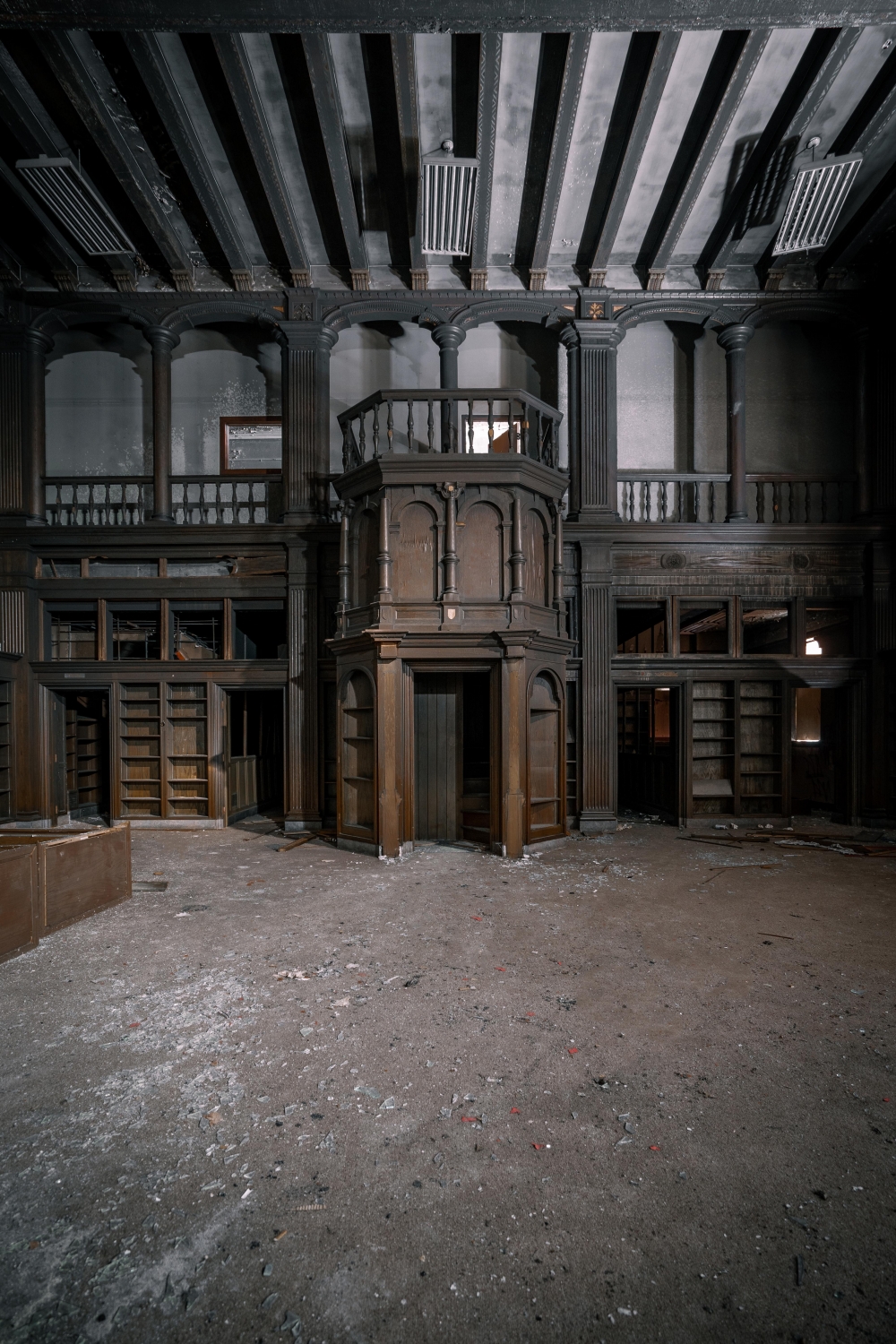 abandonedplaces6_018