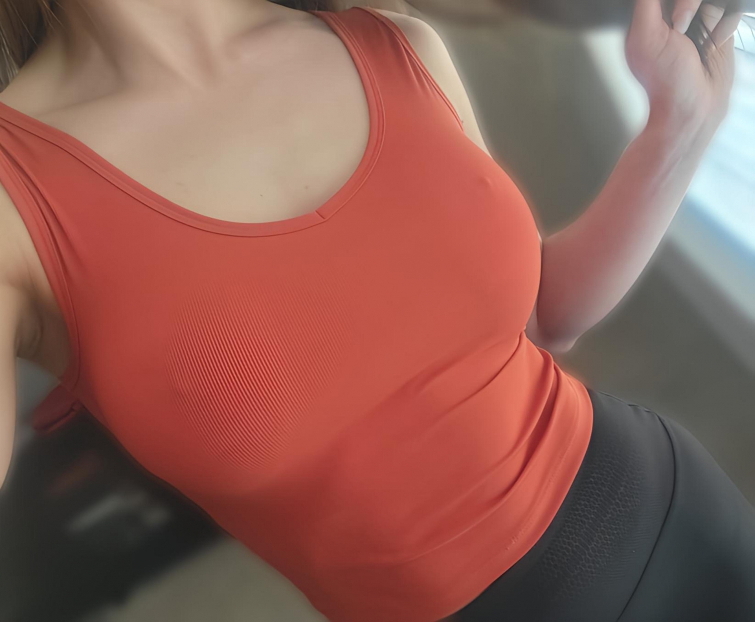 braless32_014