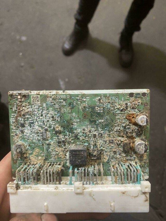 carmechanicswtf2_026