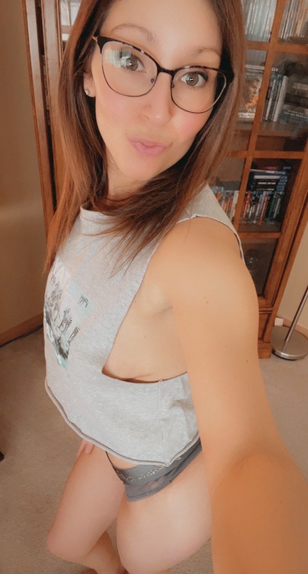 girlswithglasses9_029