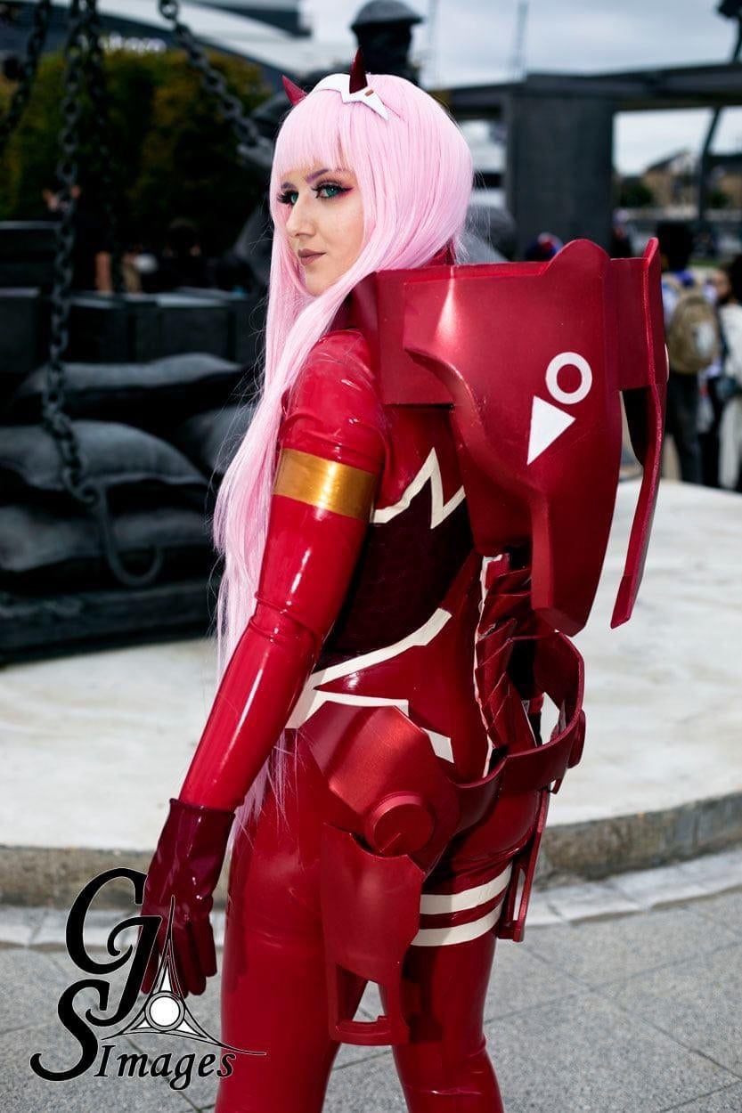 latexcosplay_059