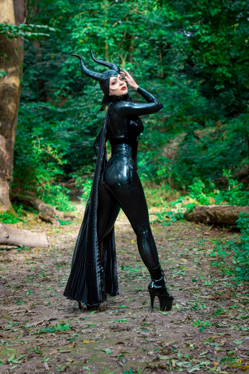 latexcosplay_114