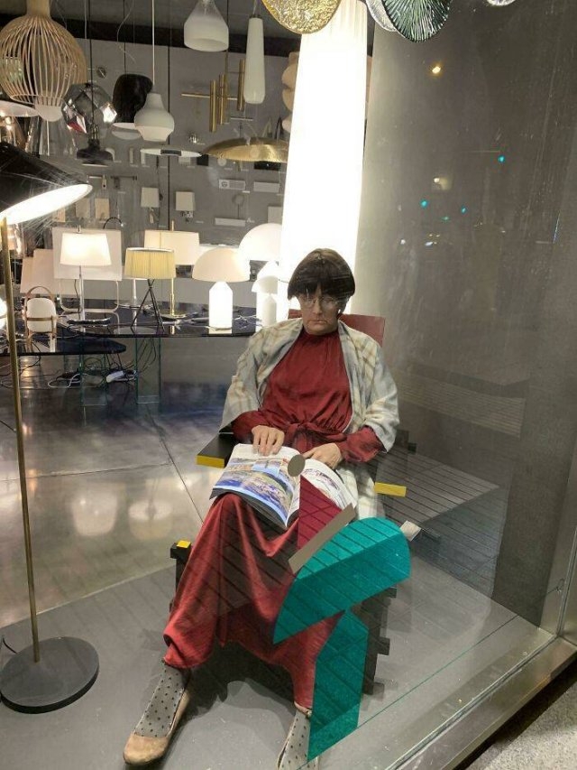 strangemannequins2_018