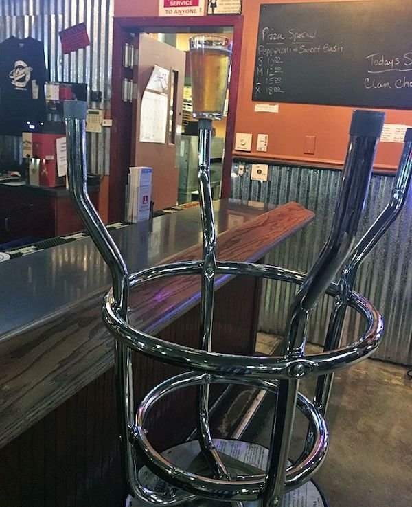 strangerestaurants_003