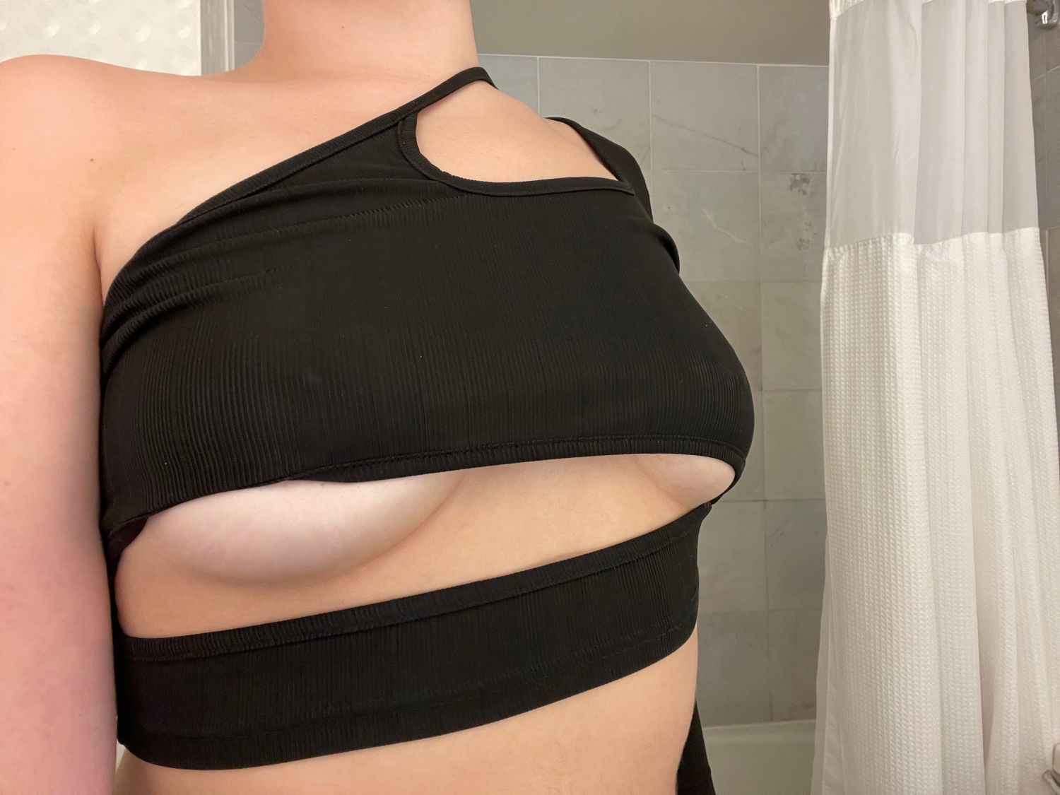 underboob13_043