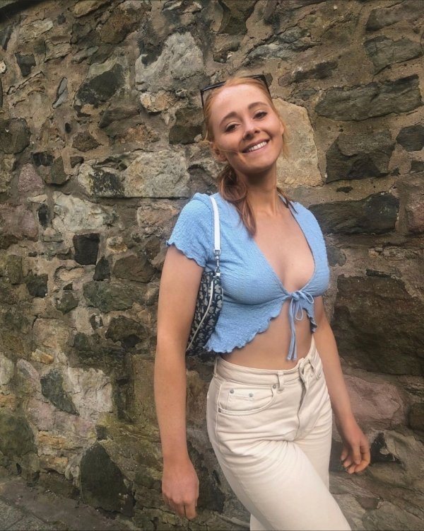 braless38_069