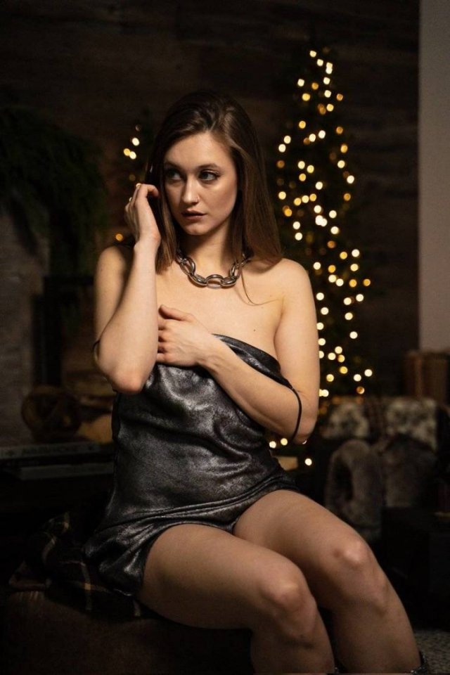 brunettes3_031