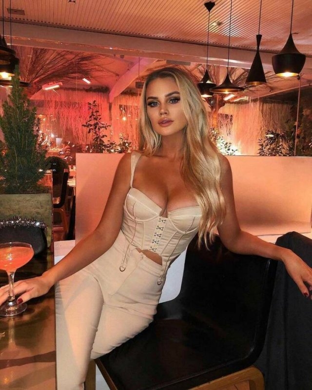 girlsincorsets11_019