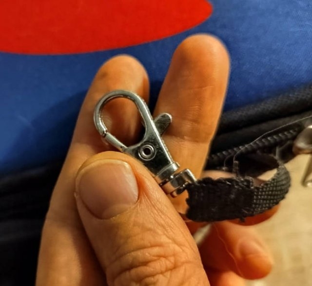 helpfulclothing2_005