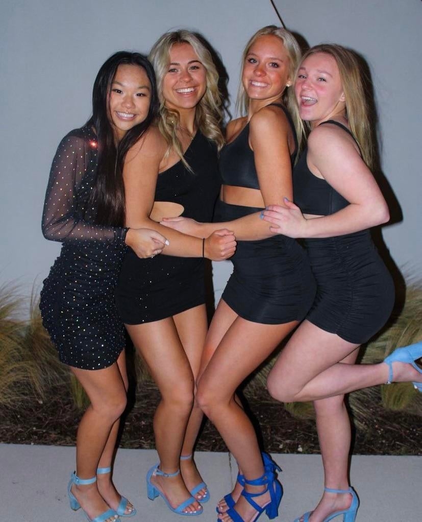 moregirlsbetter8_028