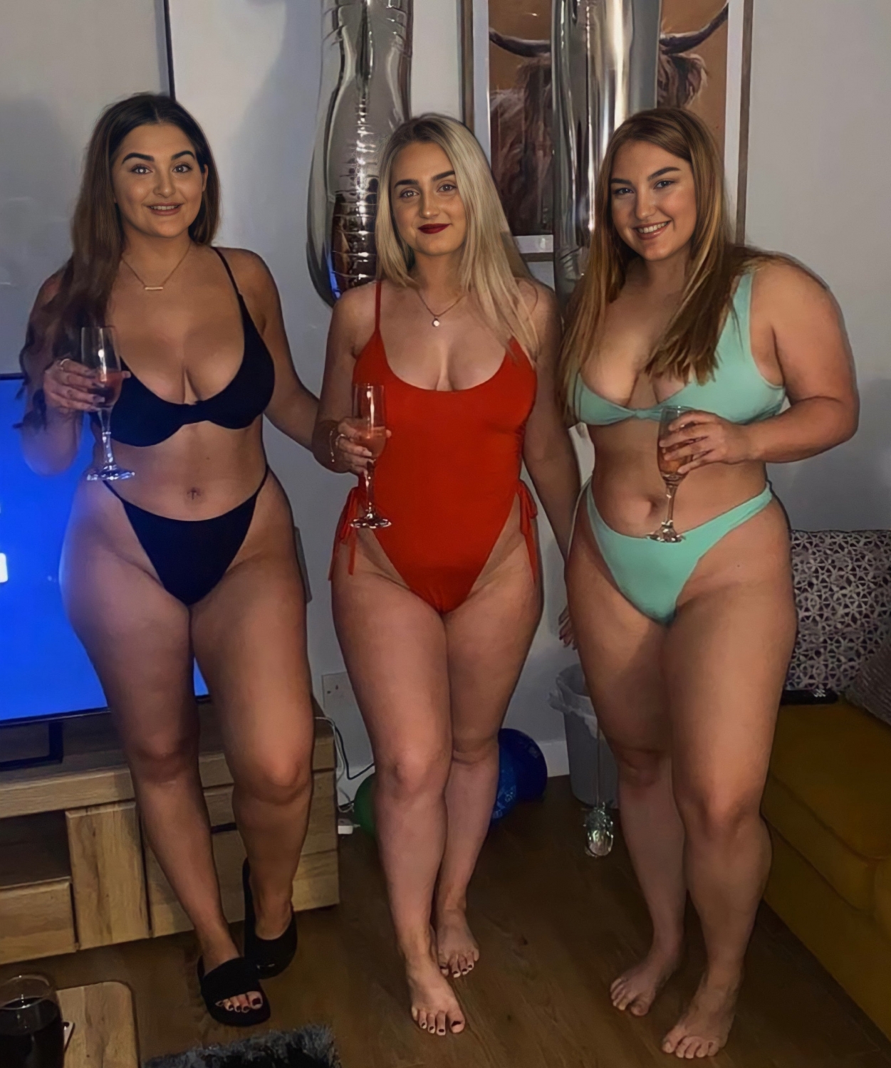 moregirlsbetter8_041