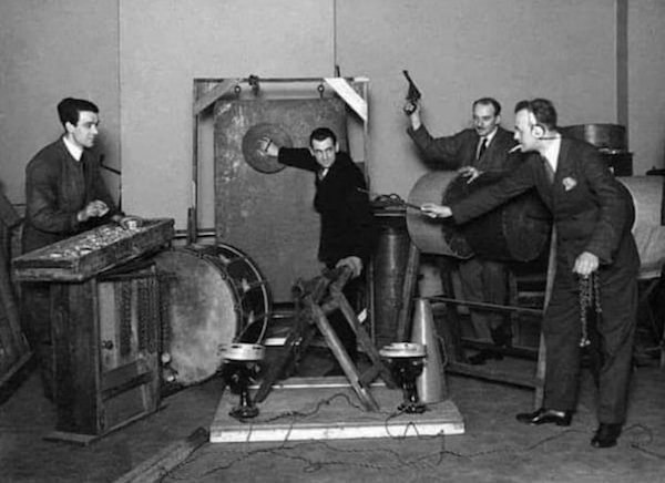 strangemusicalinstruments_038