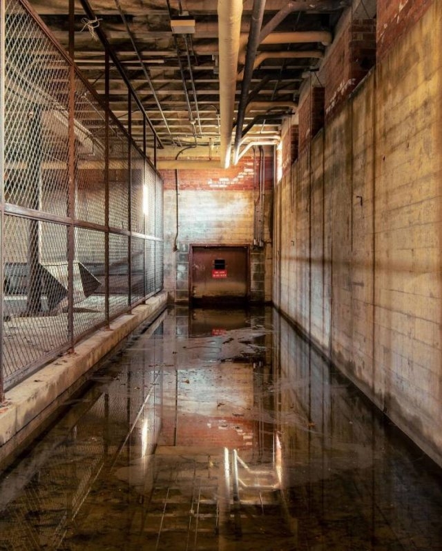 abandonedplaces7_028