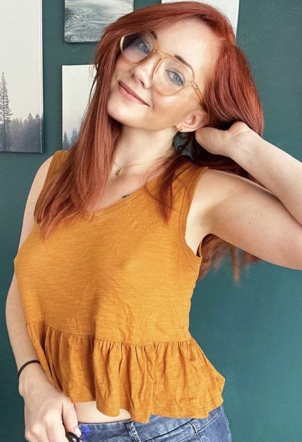 braless39_060