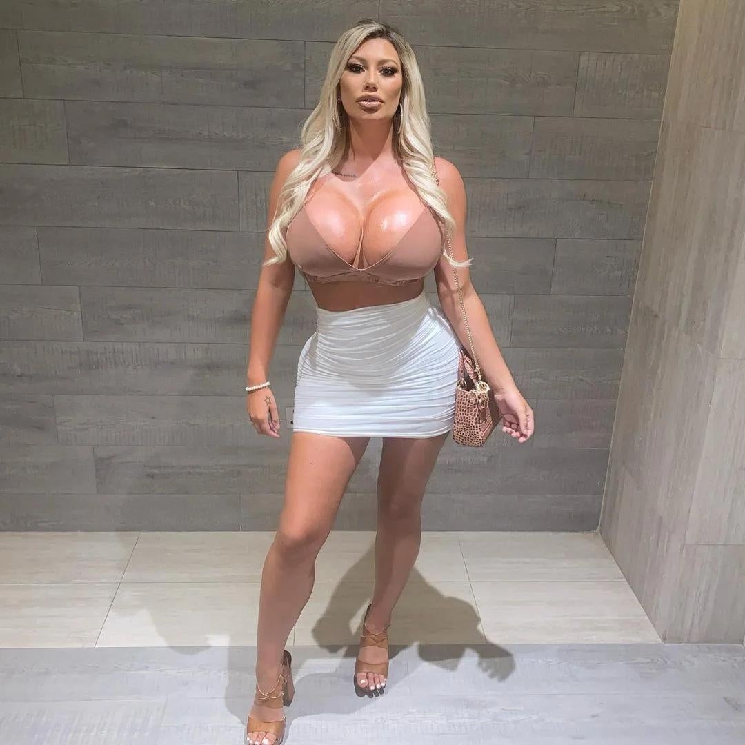busty95_042