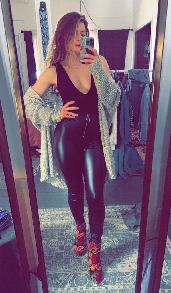 girlsinlatexleather17_001