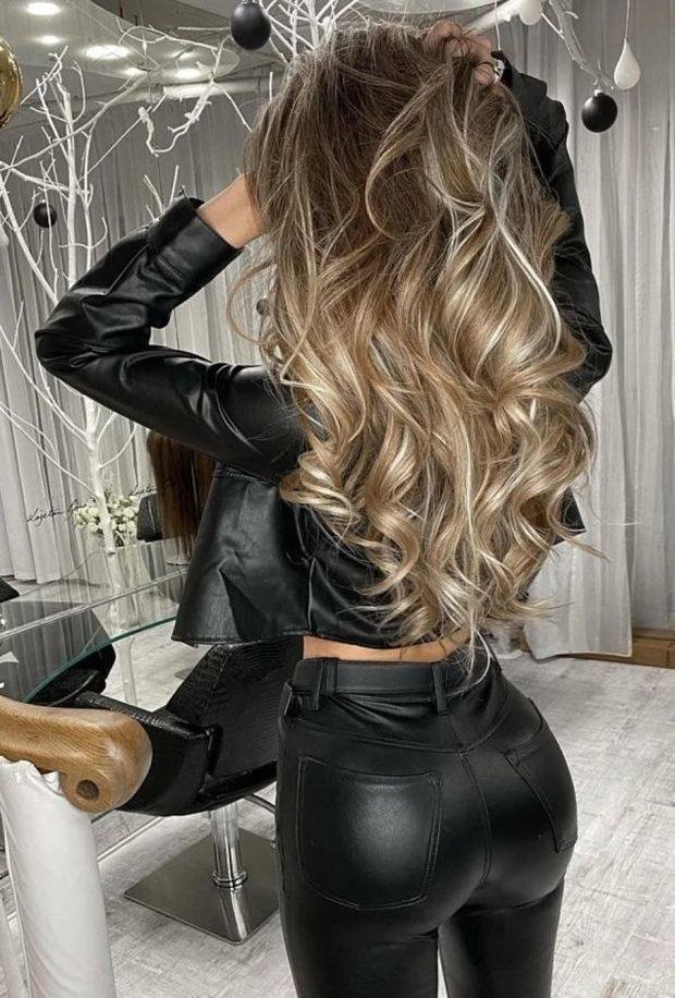 girlsinlatexleather18_053