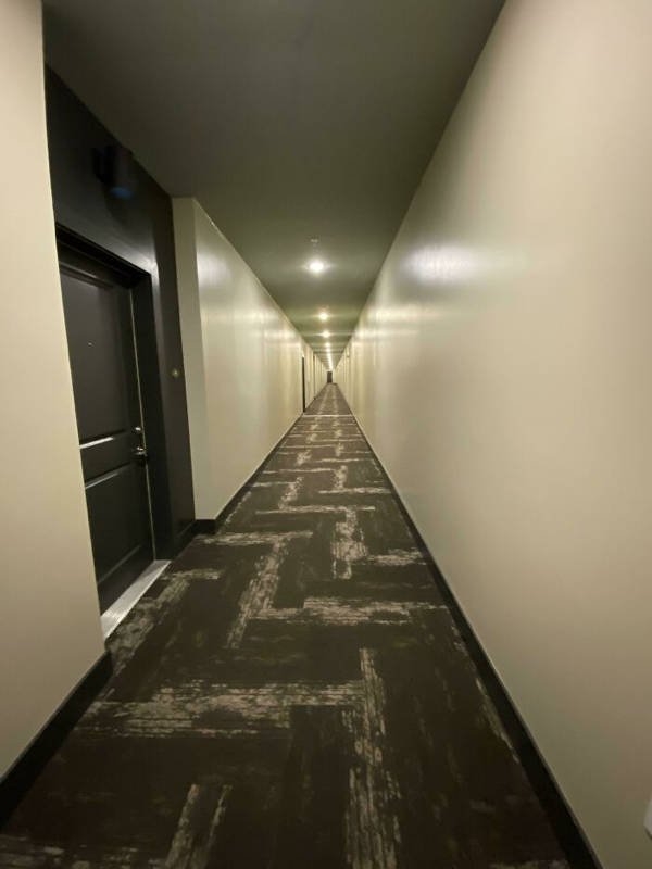 scaryhallways_019