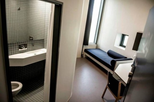 prisons_003