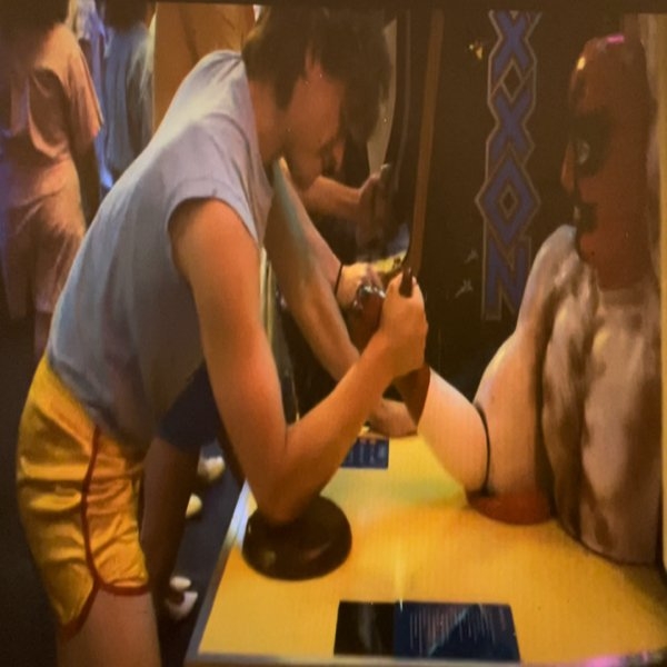 behindstrangerthings_003