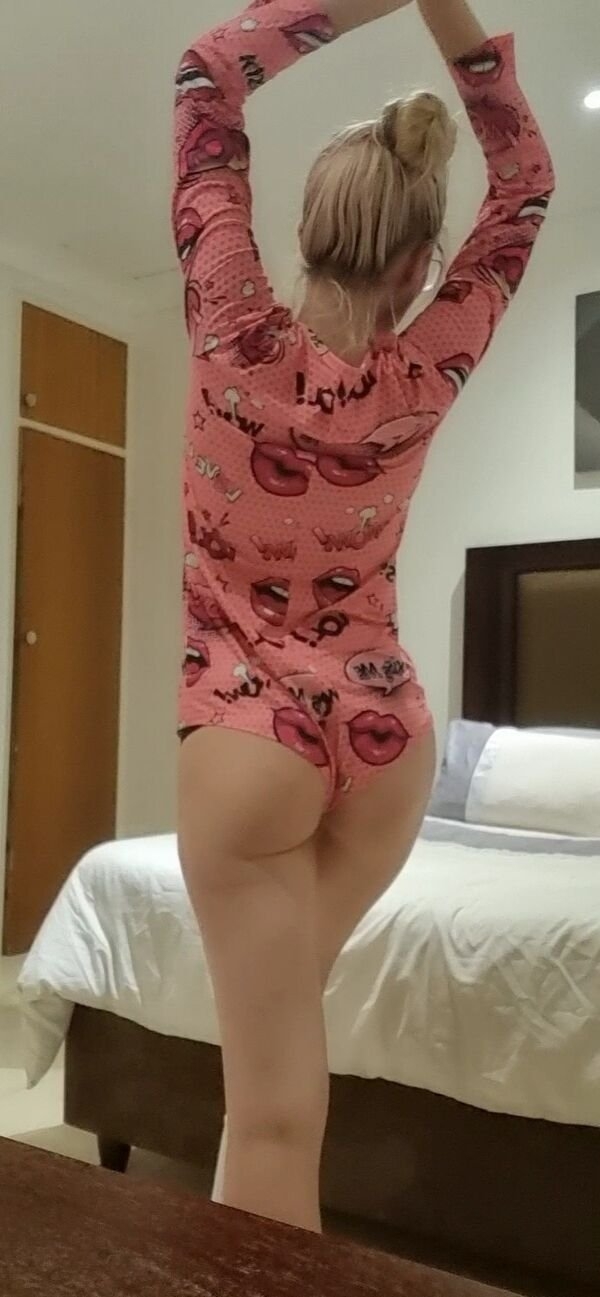girlsinpajamas2_028