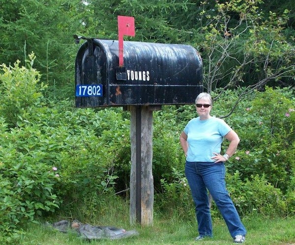 strangemailboxes_014