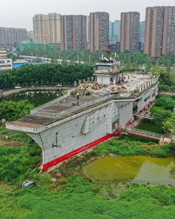 abandonedplaces10_024