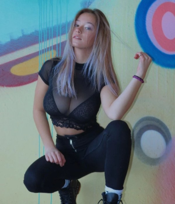 busty110_072