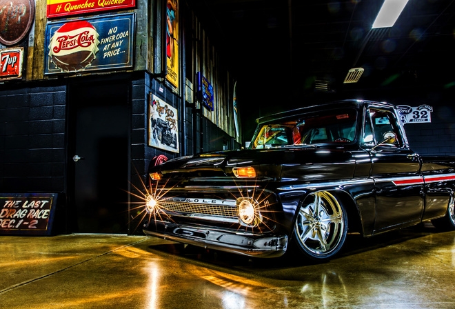 classiccars100autolive2_006