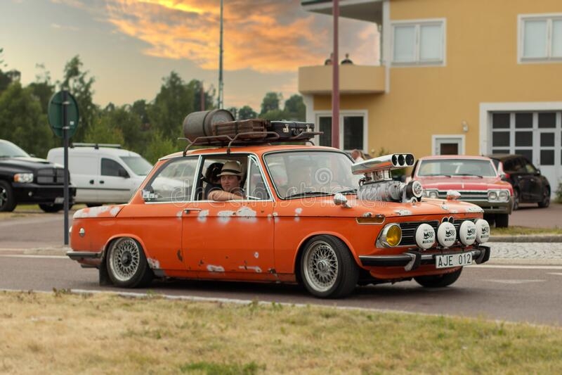 classiccars100autolive2_016