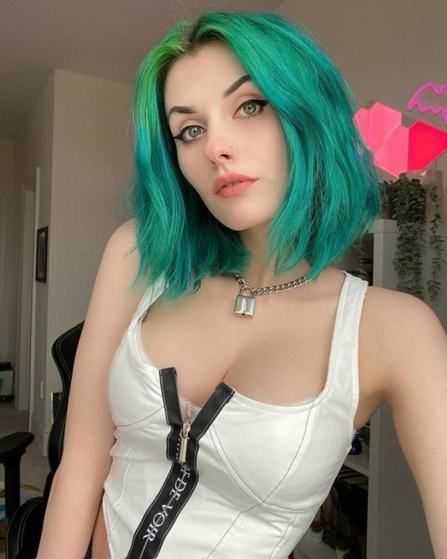 girlsdyedhair11_058