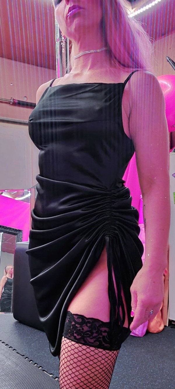 girlslacefishnet18_049