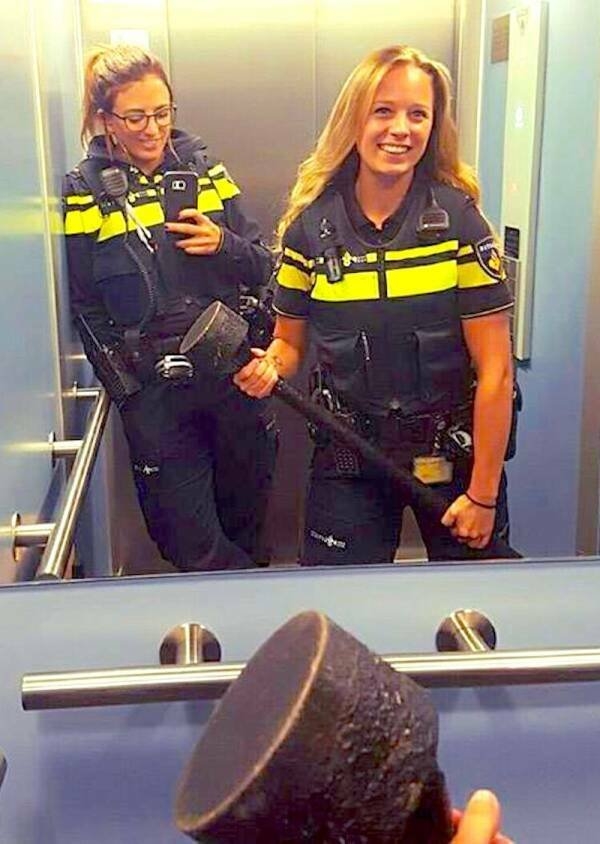 policeallovertheworld_002