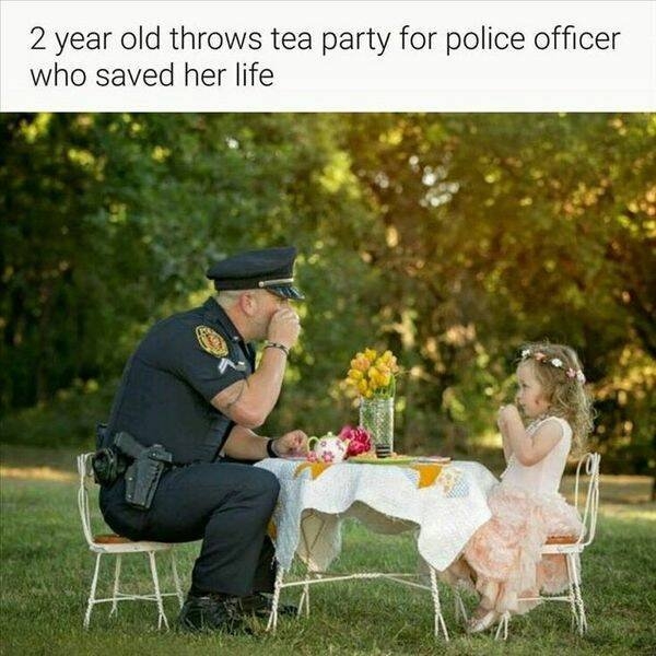 policeallovertheworld_010