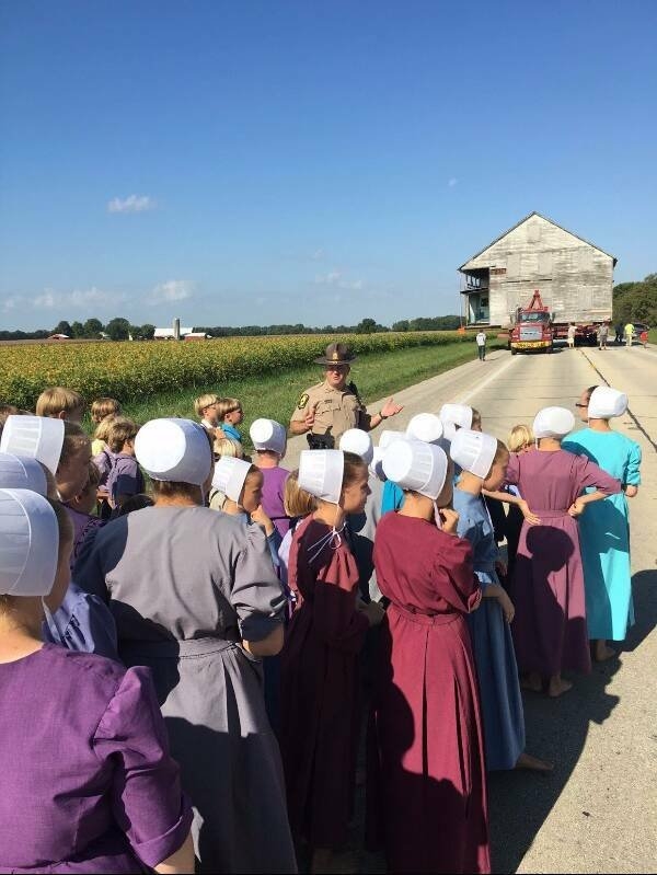 policeallovertheworld_026