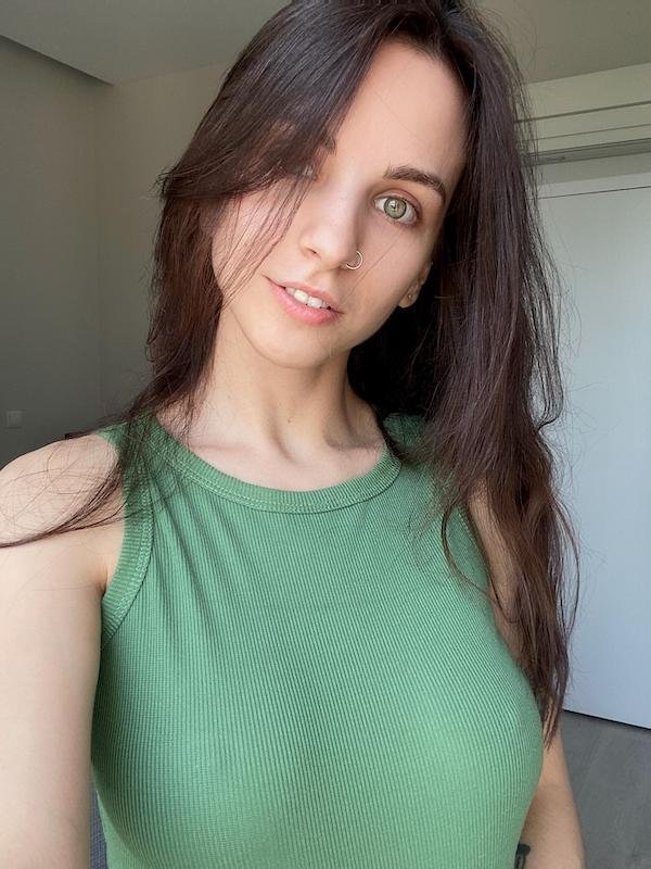 braless49_057