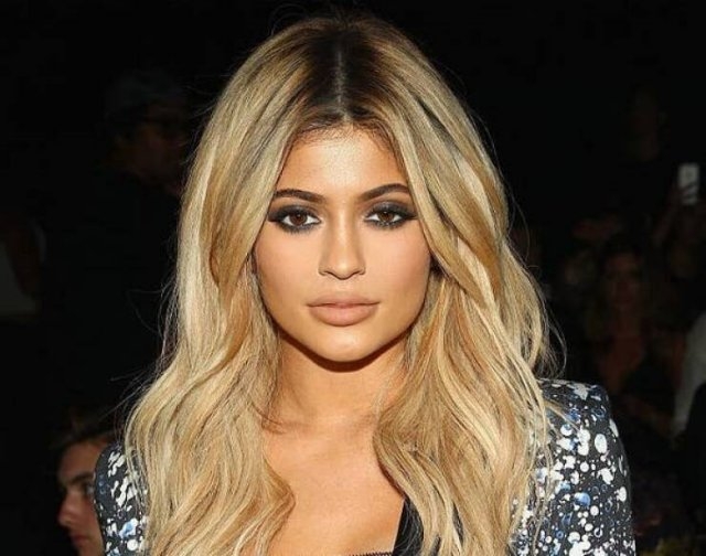 celebritiesage19_018