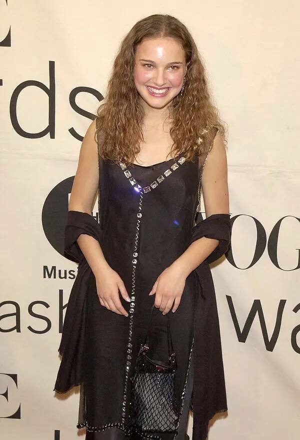 celebritiesage19_033