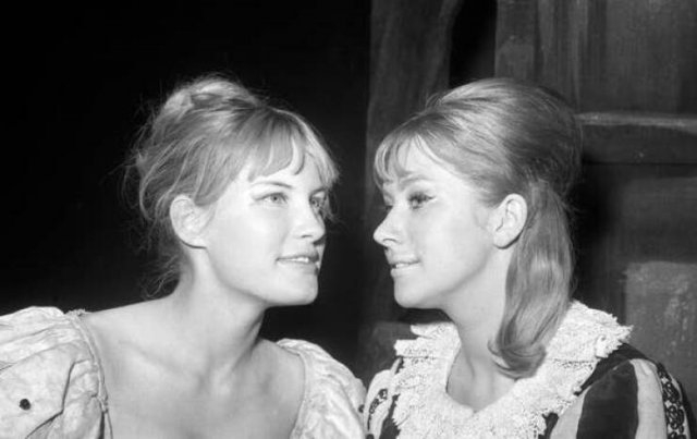 celebritiesage19_034