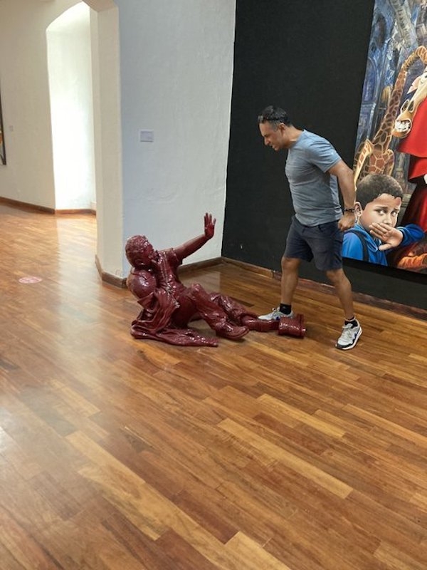 funnysculpturephotos_015