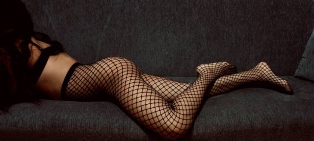 girlslacefishnet19_057