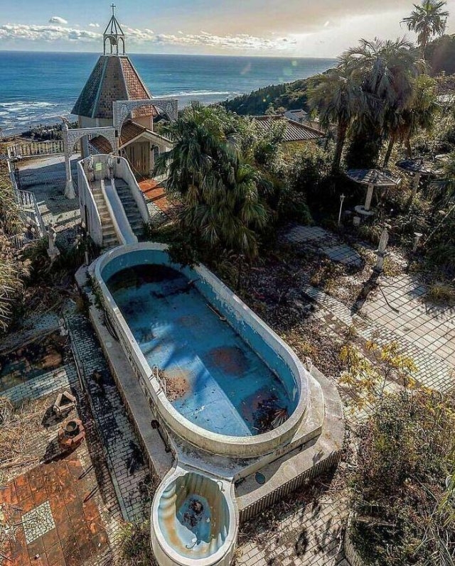 abandonedplaces19_012