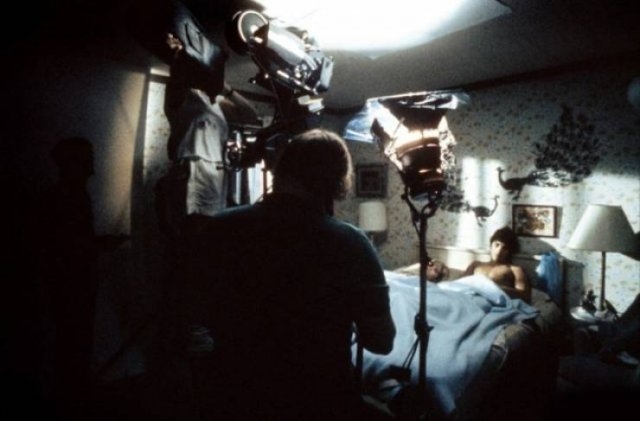 behindnightmareonelmstreet_003